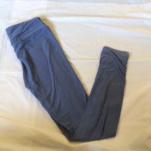 NWOT OS One size LLR LuLaRoe solid leggings